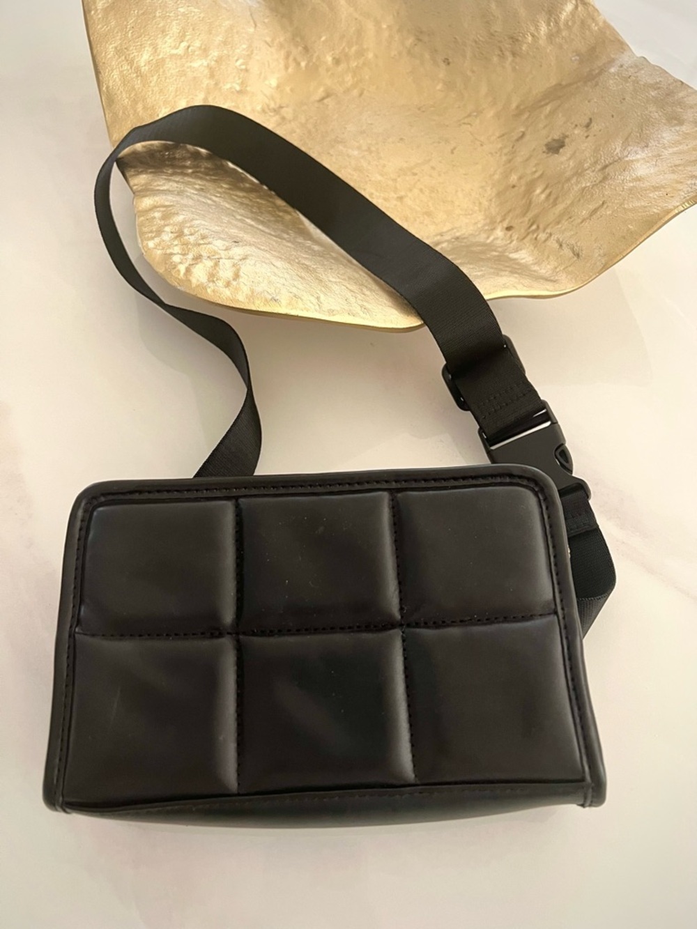 🆕Black Quilted Crossbody Bag/fanny pack for- Minimalist Shoulder Bag
